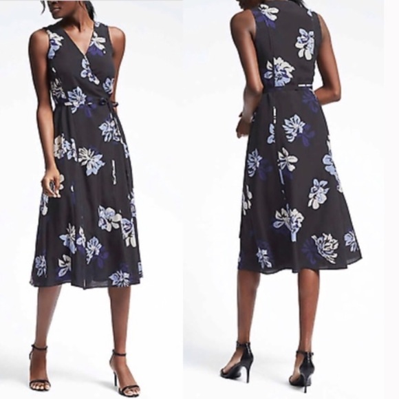 BANANA Republic Navy Color Floral Design Maxi Dress Size S- Like New. - Picture 1 of 15